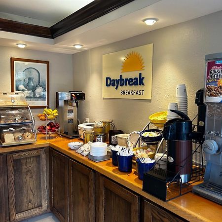 Days Inn By Wyndham Dahlonega University Area Eksteriør billede