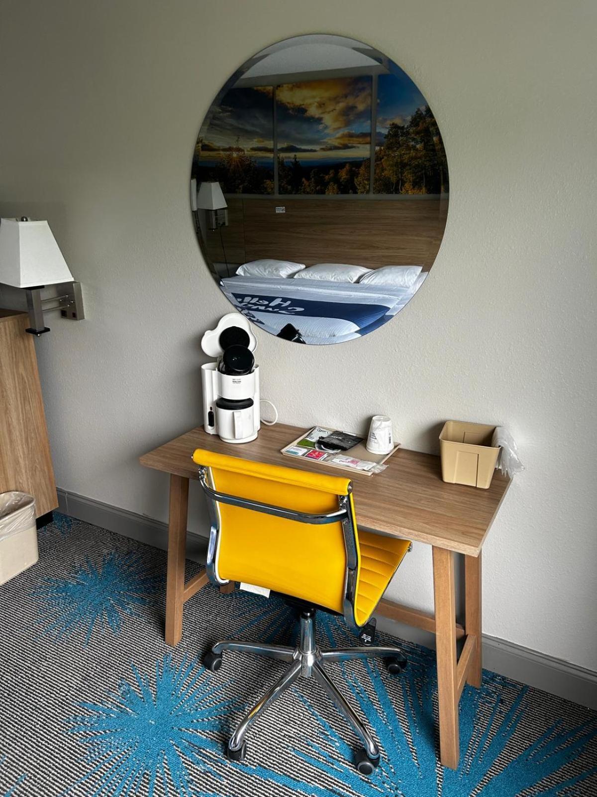 Days Inn By Wyndham Dahlonega University Area Eksteriør billede